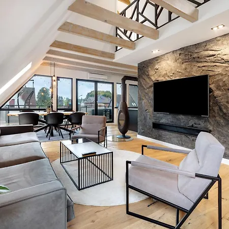 Penthouse Kokorey Halstenbek Buitenkant foto