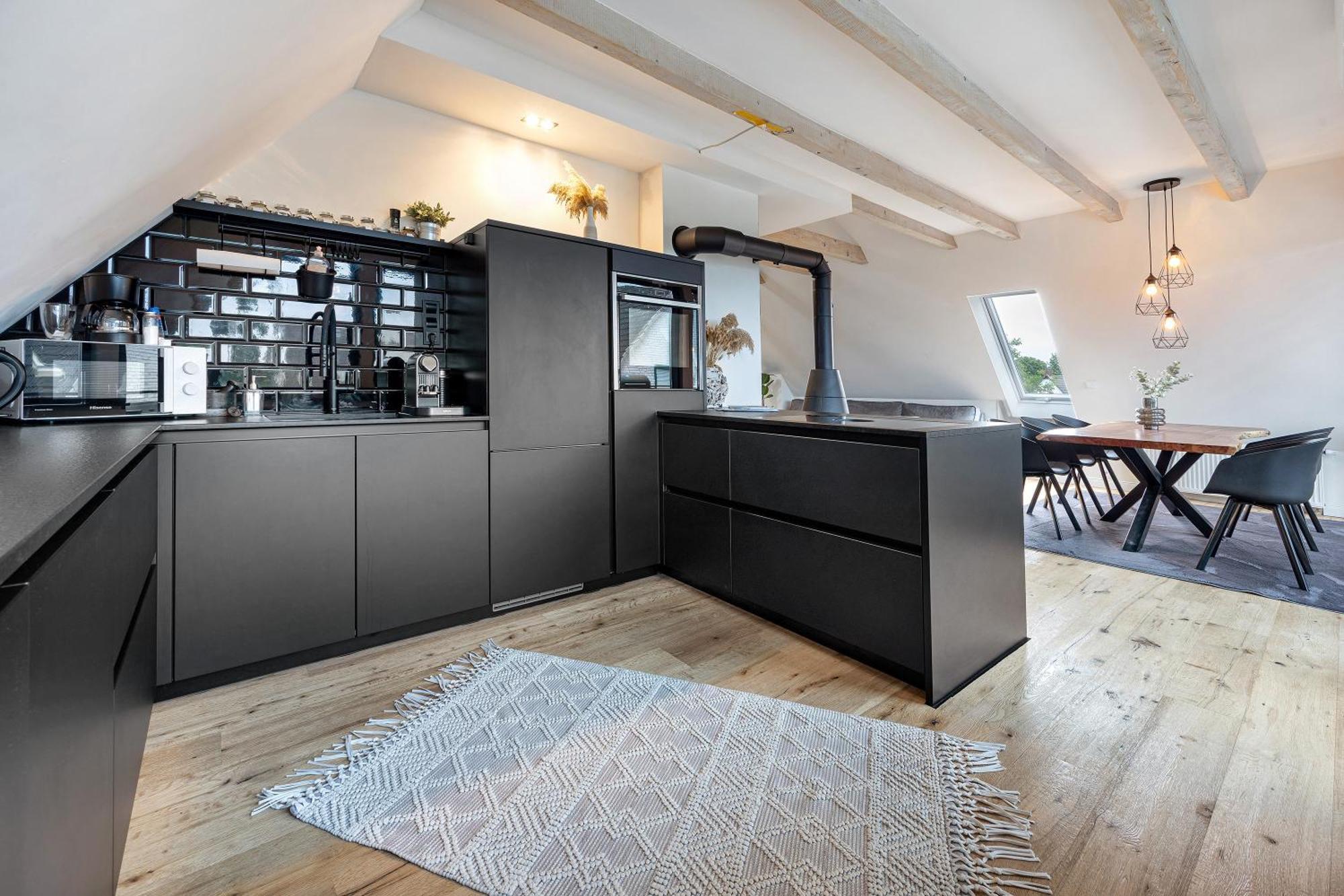 Penthouse Kokorey Apartment Halstenbek